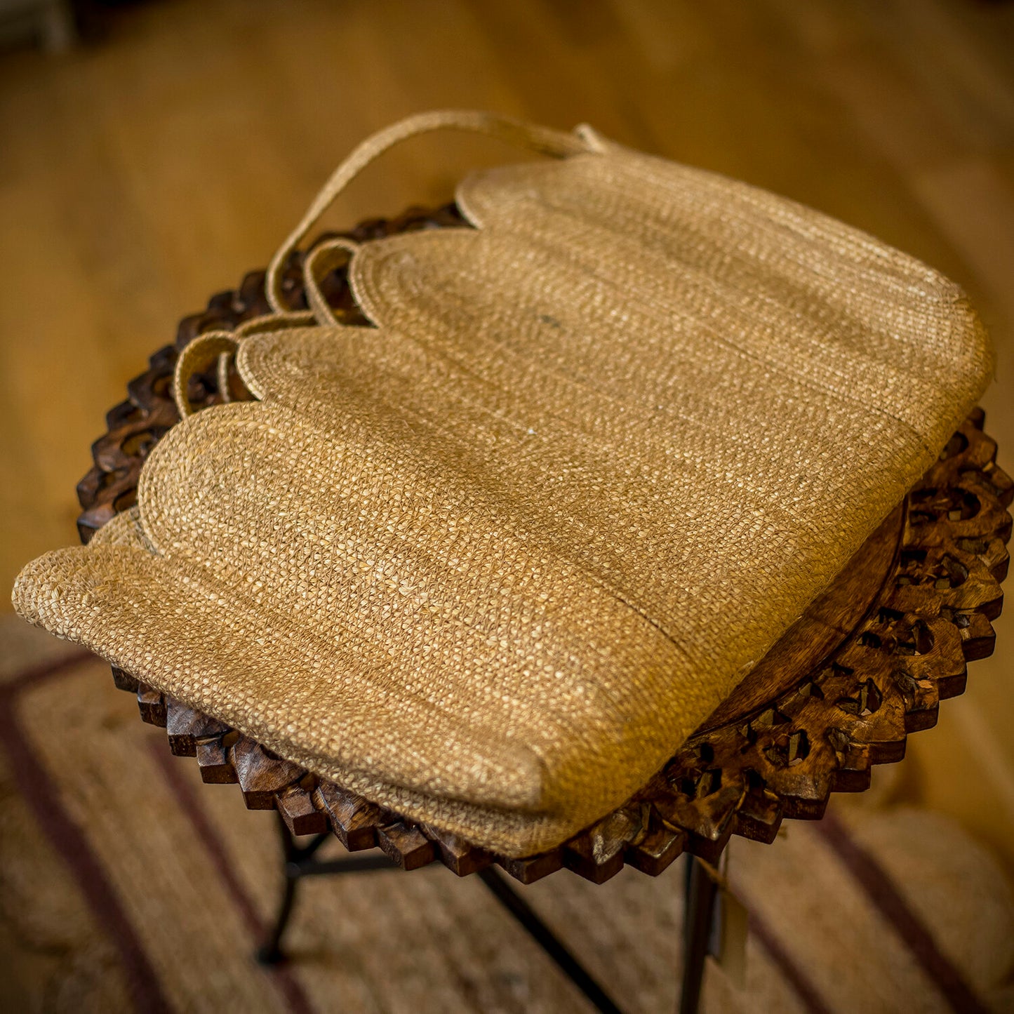 Scallop Top Natural Jute Bag